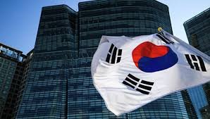 Өмнөд Солонгос коронавирусийн халдвартай иргэдийнхээ 50 хувийг эмчилжээ
